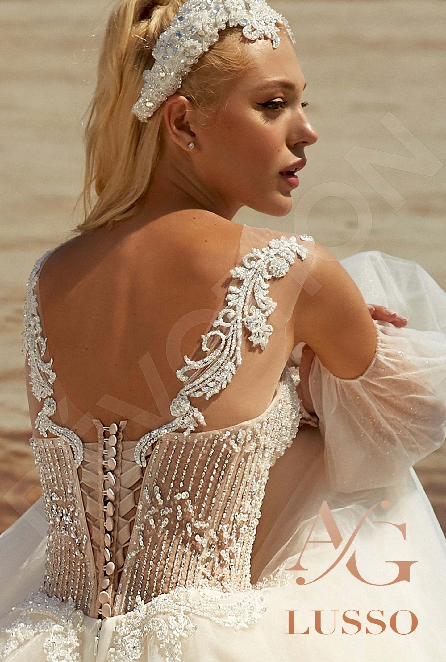 Norma Open back A-line Long sleeve Wedding Dress 3