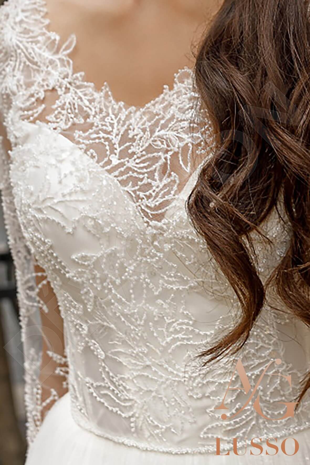 Vilma Open back A-line Long sleeve Wedding Dress 6