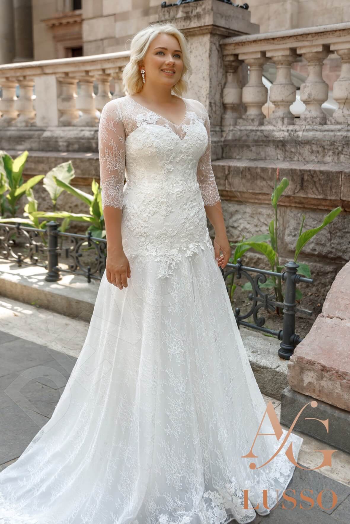 Braan Full back A-line 3/4 sleeve Wedding Dress Front