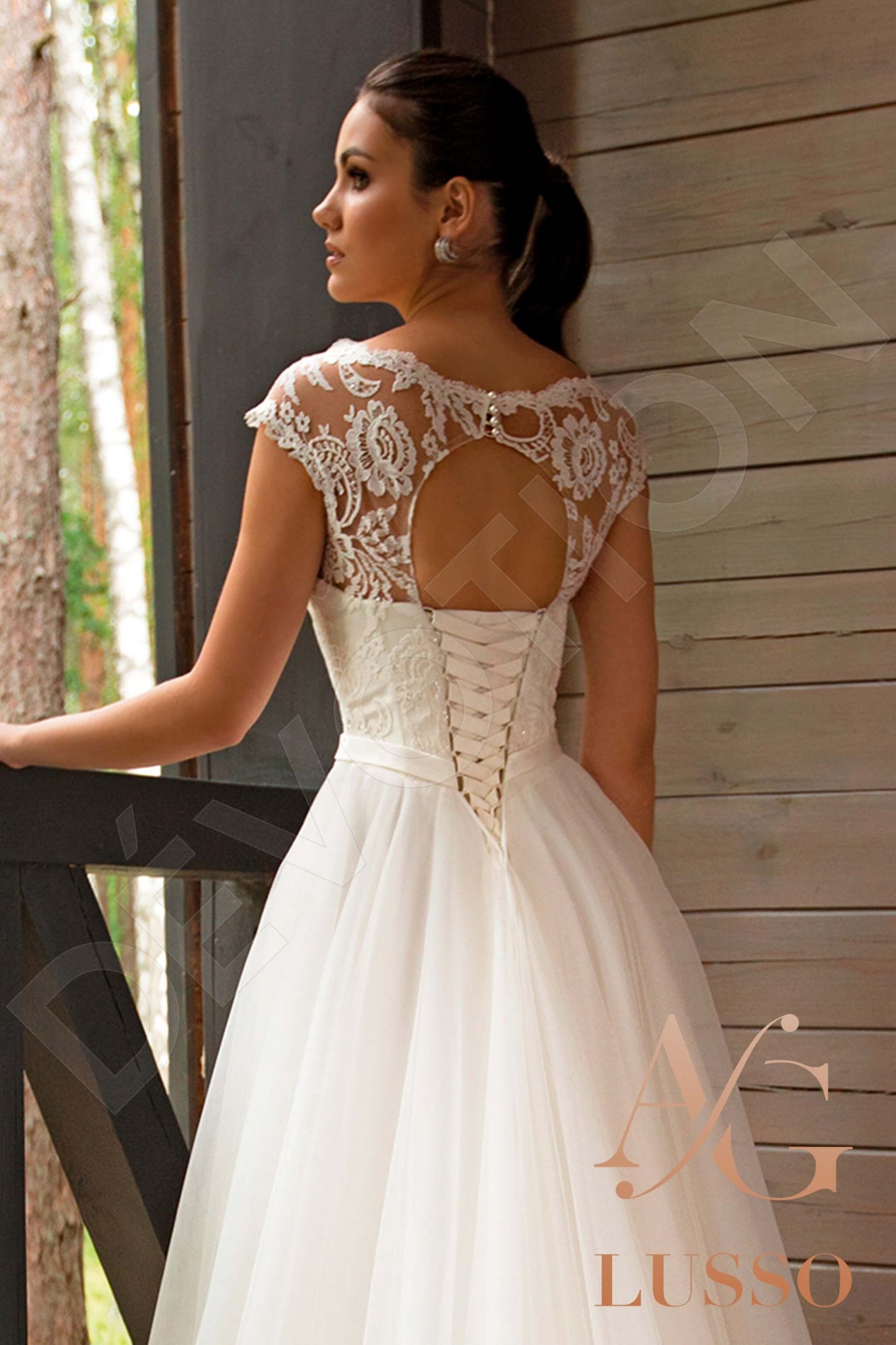 Idell Lace up back A-line Short/ Cap sleeve Wedding Dress 3
