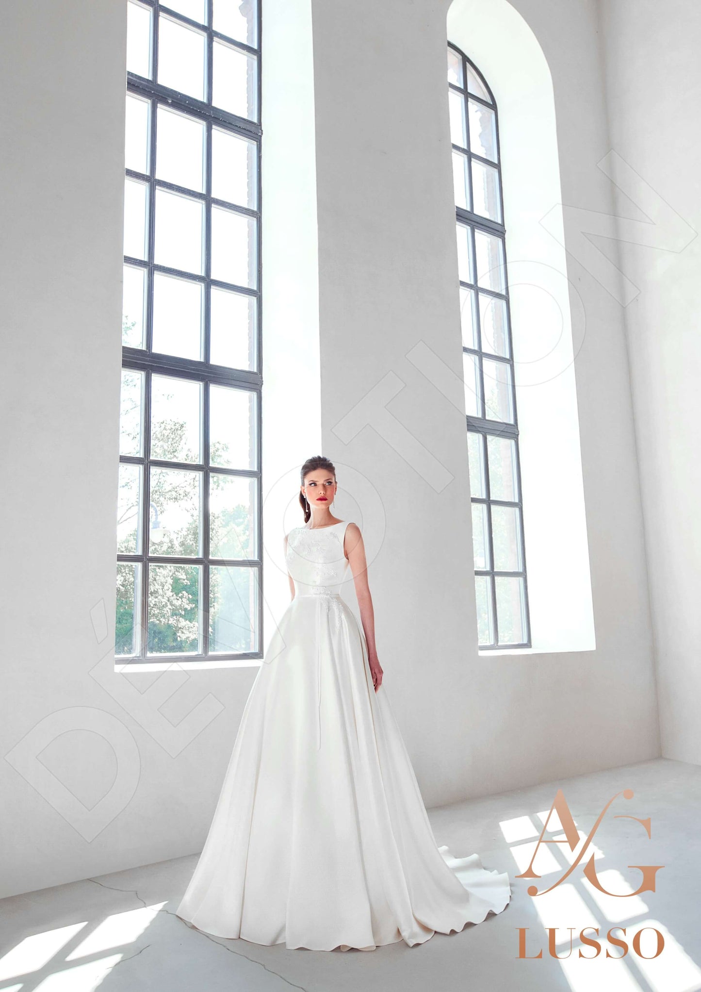 Hedonia Open back A-line Sleeveless Wedding Dress 4