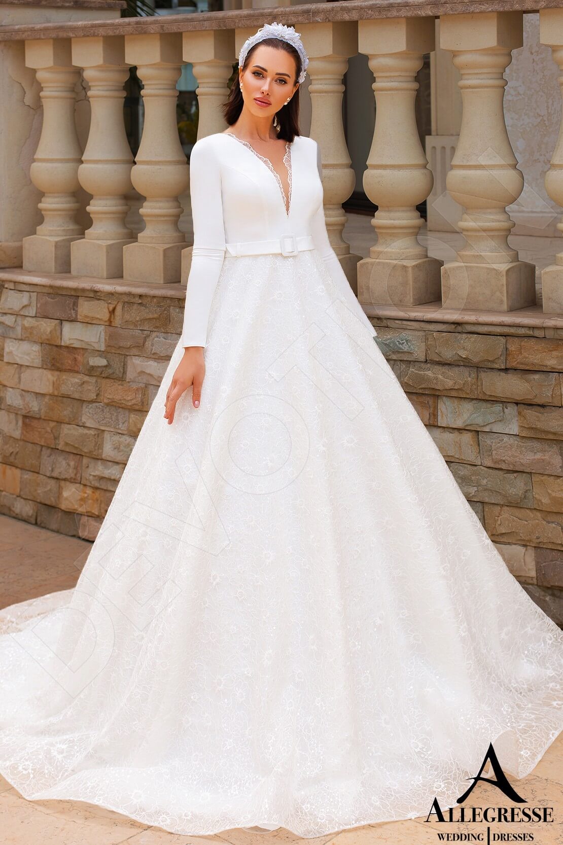Osina Illusion back Princess/Ball Gown Long sleeve Wedding Dress Front