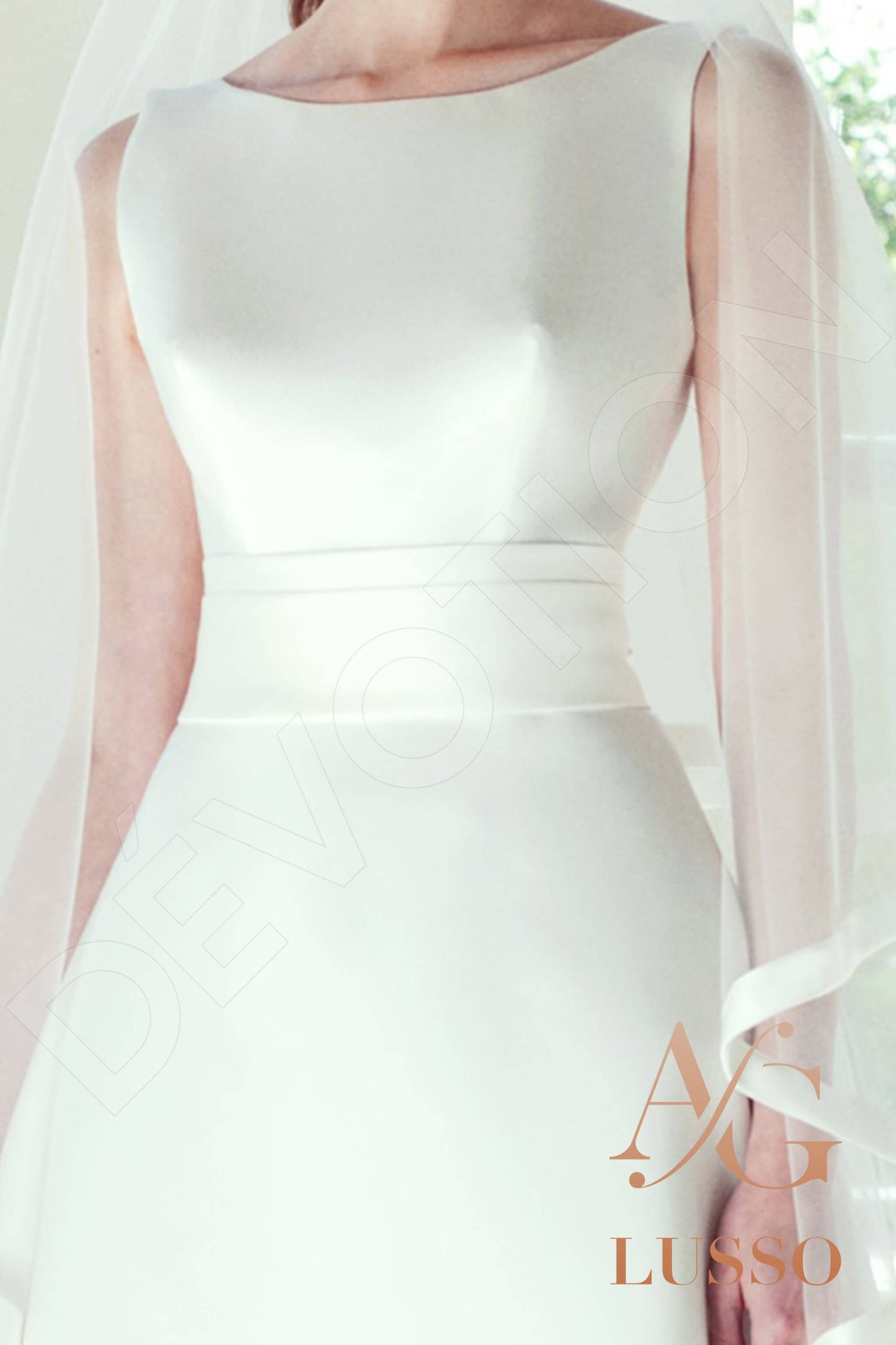 Heathen Open back A-line Sleeveless Wedding Dress 4