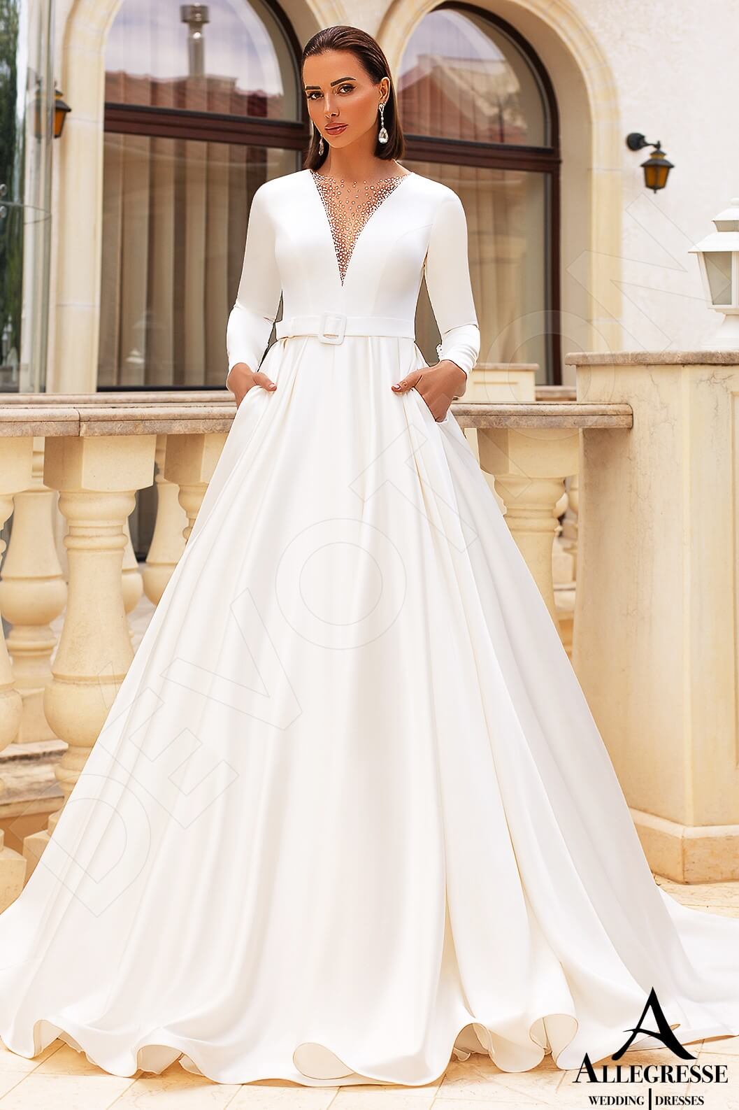 Volettina Illusion back Princess/Ball Gown Long sleeve Wedding Dress Front