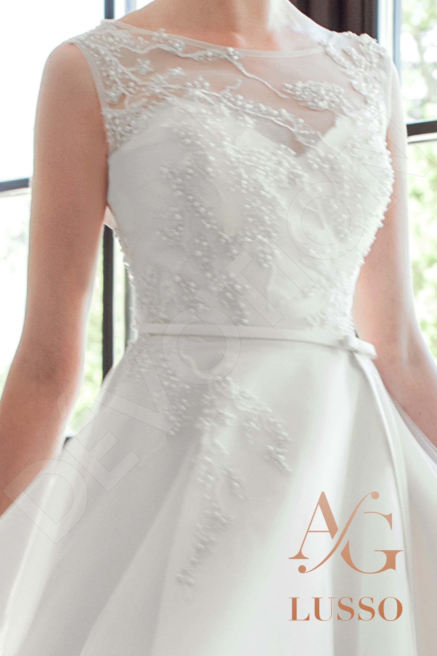 Elen Open back A-line Sleeveless Wedding Dress 5