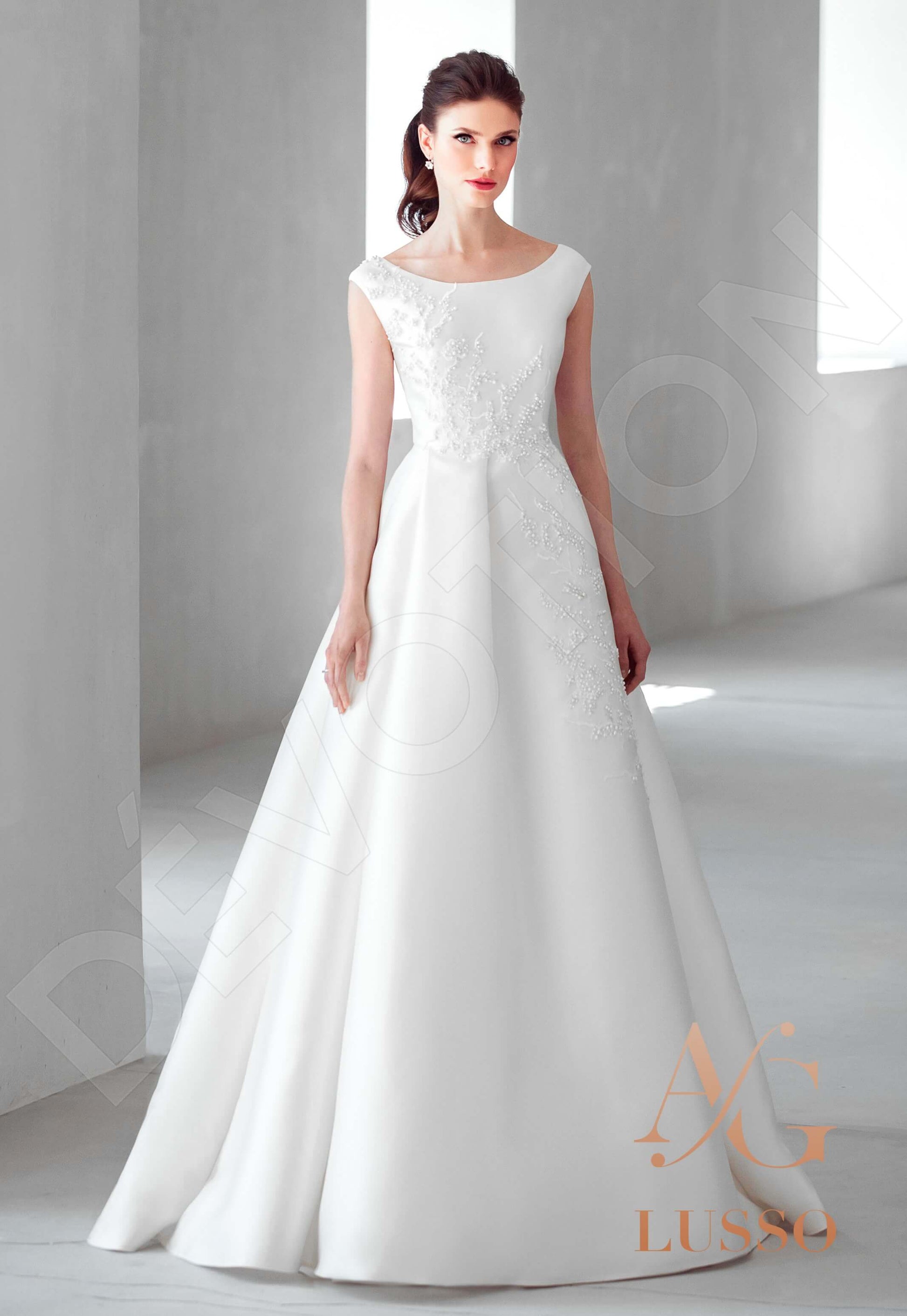 Hellis A-line Boat/Bateau Mediumivory Wedding dress