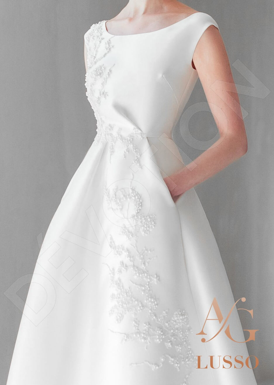 Helenis Open back A-line Sleeveless Wedding Dress 3