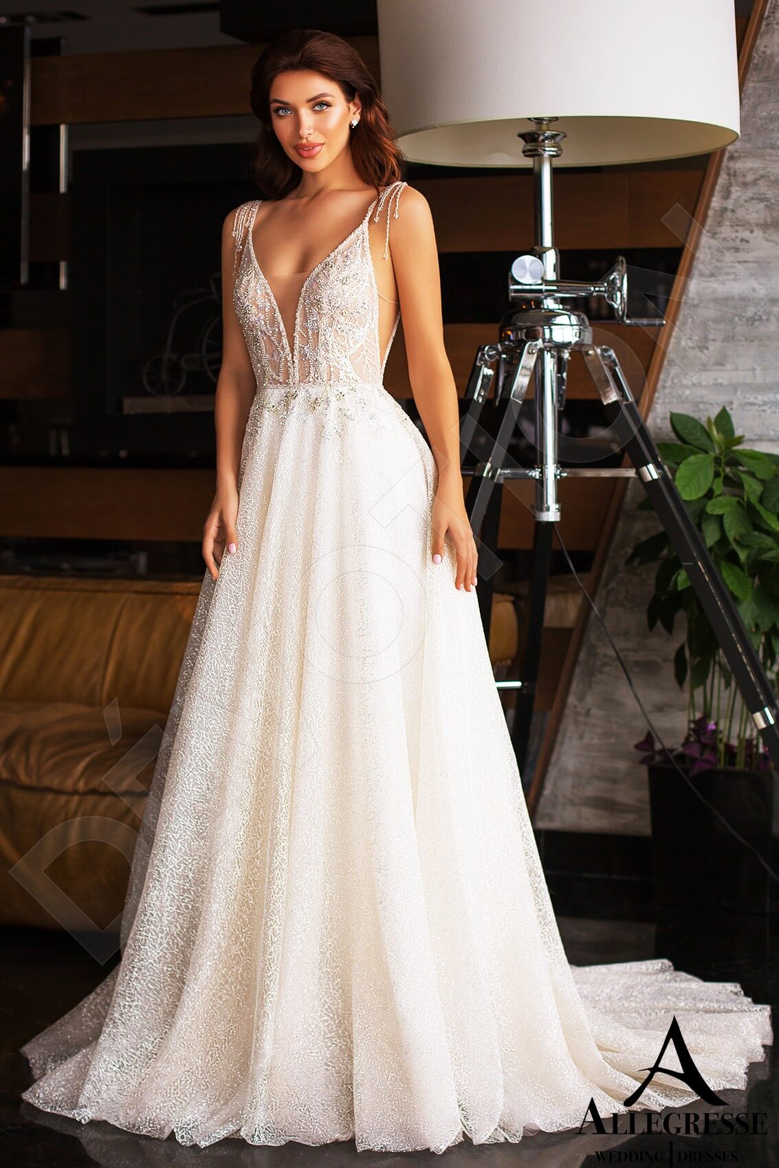 Lourelia Open back A-line Straps Wedding Dress Front