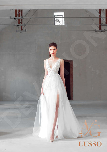 Selenia Open back A-line Sleeveless Wedding Dress 4