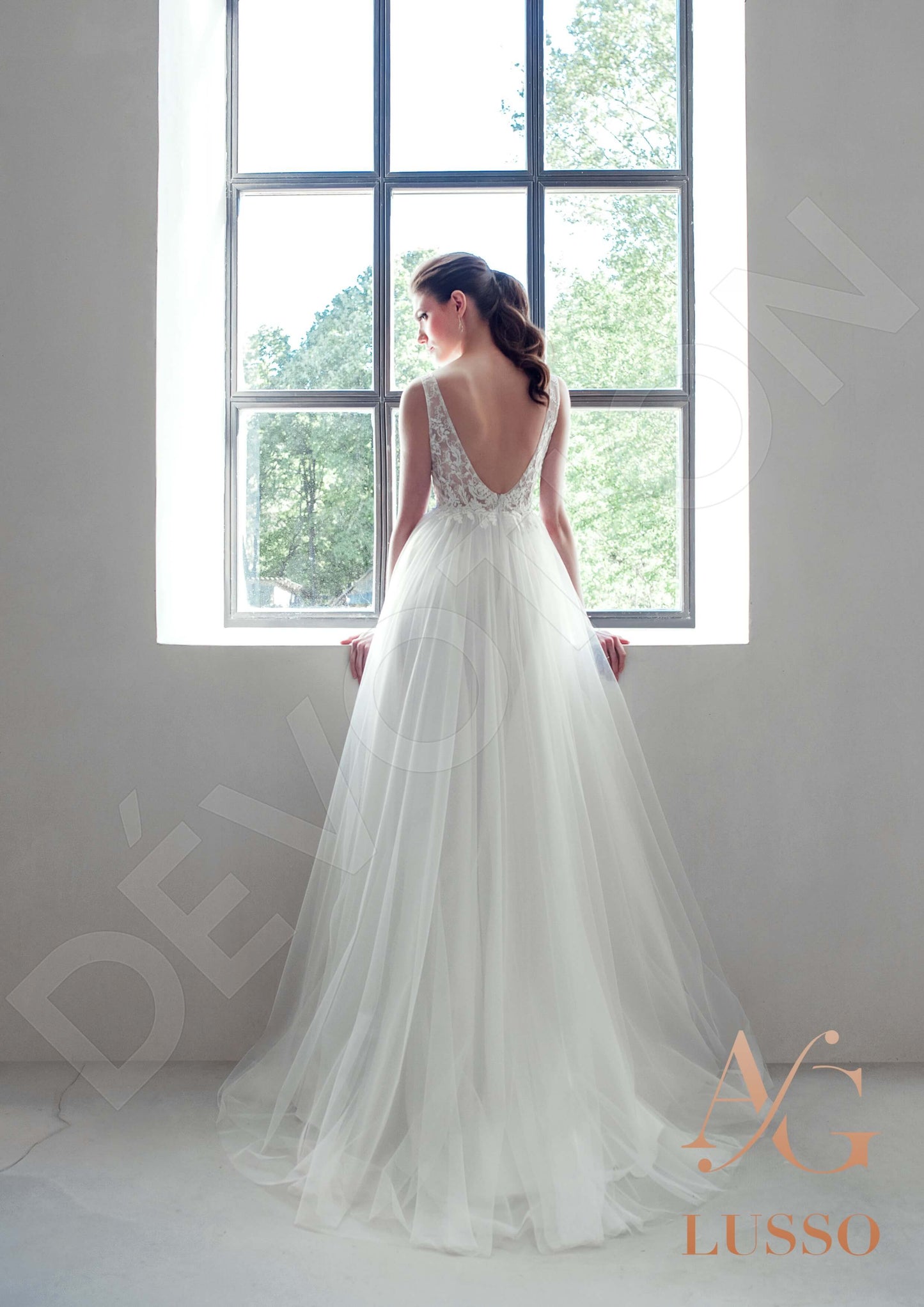 Selenia Open back A-line Sleeveless Wedding Dress Back