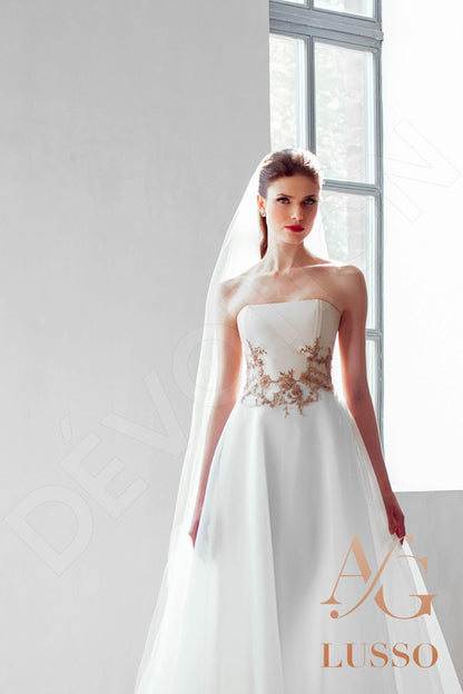 Salmar Open back A-line Strapless Wedding Dress 4