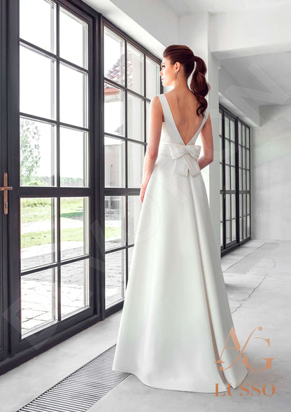 Dinisia Open back A-line Sleeveless Wedding Dress Back