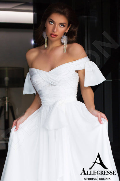 Kitness Open back A-line Strapless Wedding Dress 7