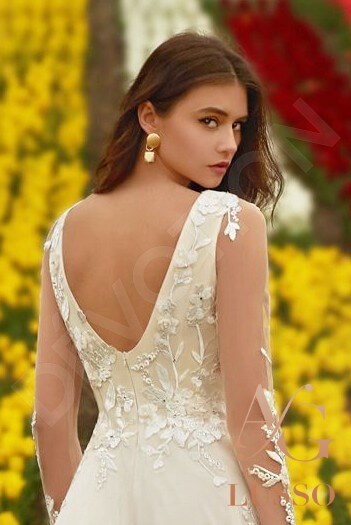 Lavinia Open back A-line Long sleeve Wedding Dress 3