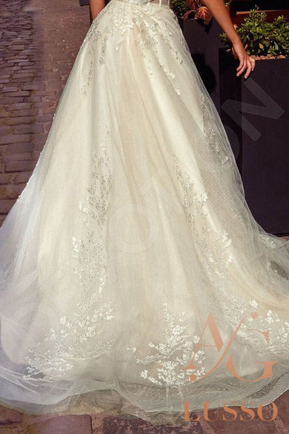 Yukhanna Open back A-line Short/ Cap sleeve Wedding Dress 3
