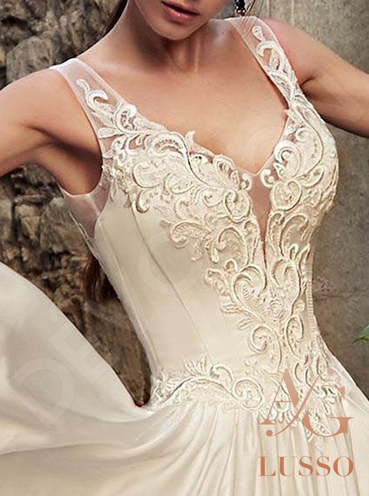 Ylonne A-line V-neck Cream Wedding dress