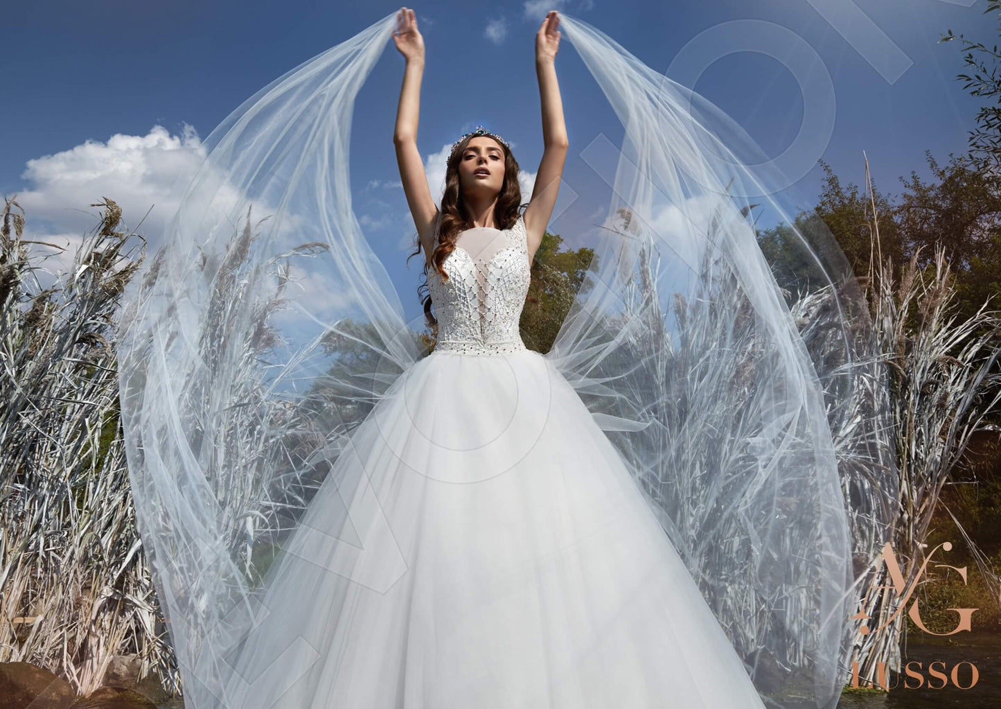 Sagel Short/ Cap sleeve Princess/Ball Gown Full back Wedding Dress 7