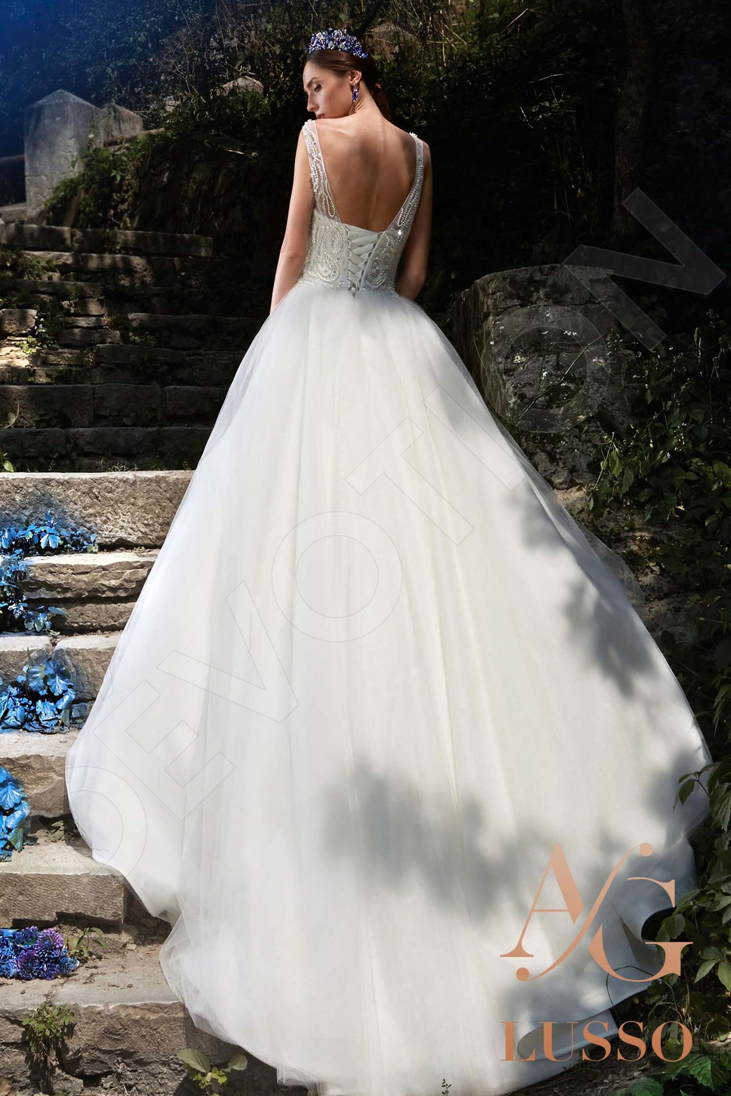 Nencia Sleeveless Princess/Ball Gown Open back Wedding Dress Back