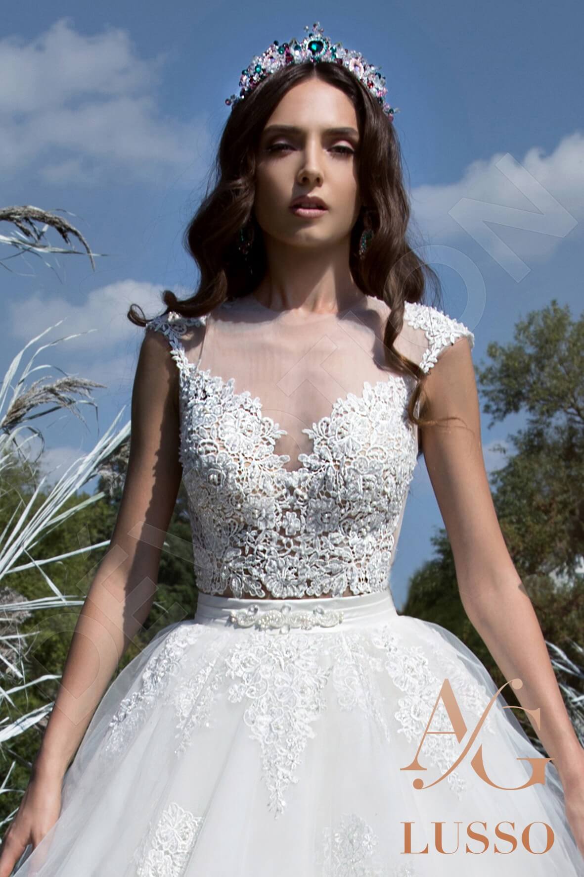 Samilia Short/ Cap sleeve Princess/Ball Gown Full back Wedding Dress 3
