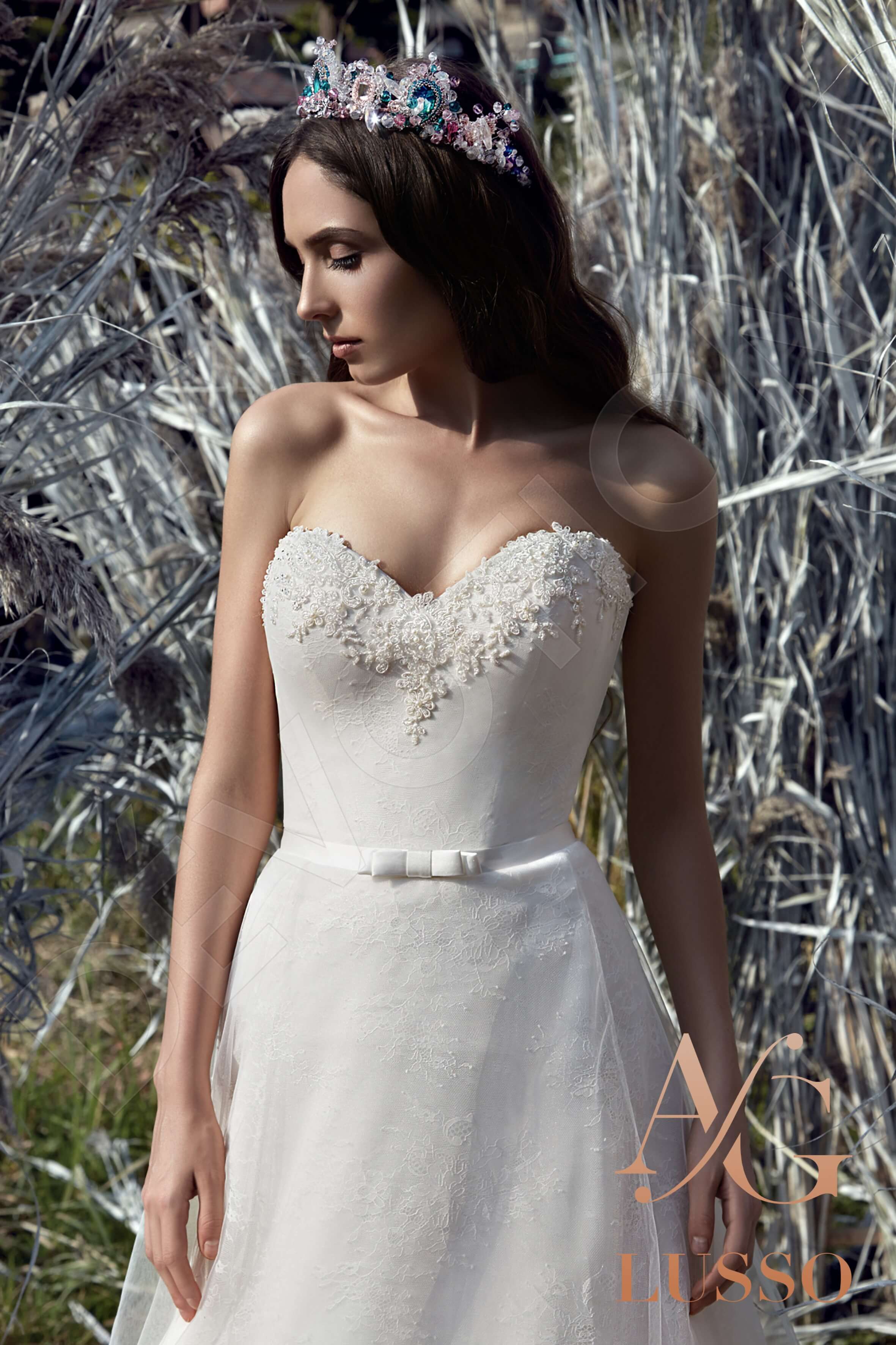 Beaded Bodice Wedding Dress with Tulle Skirt | David's Bridal