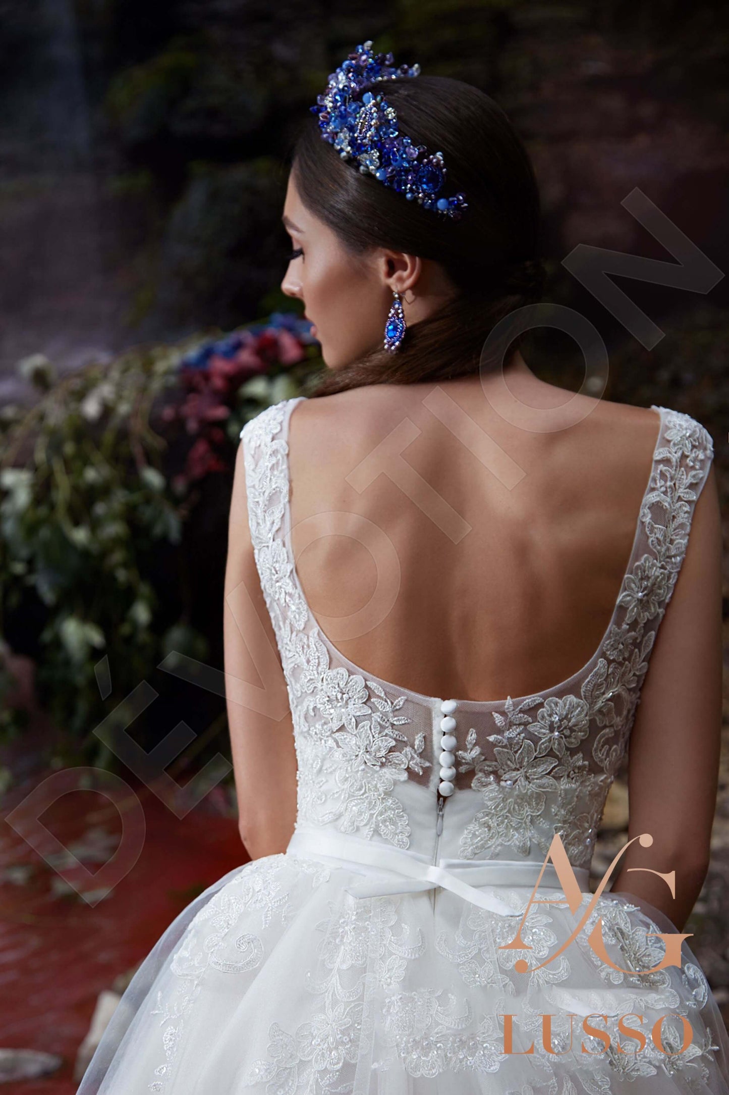Mella Sleeveless A-line Open back Wedding Dress 3