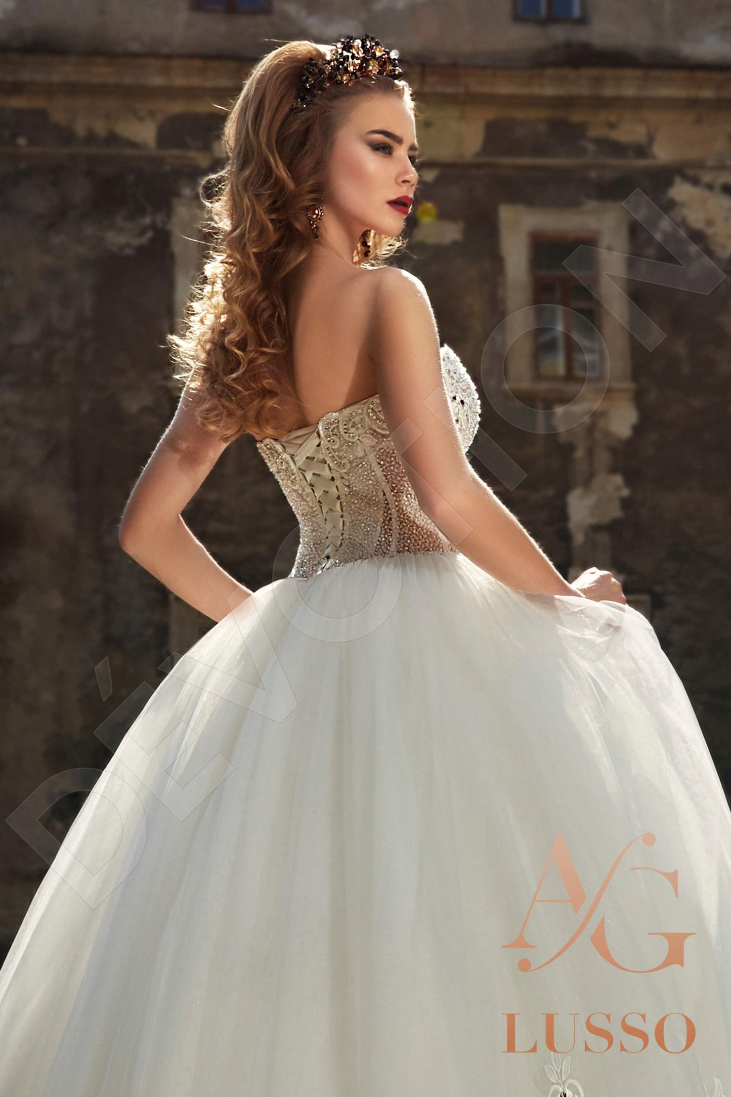 Jeralda Open back Princess/Ball Gown Strapless Wedding Dress 5