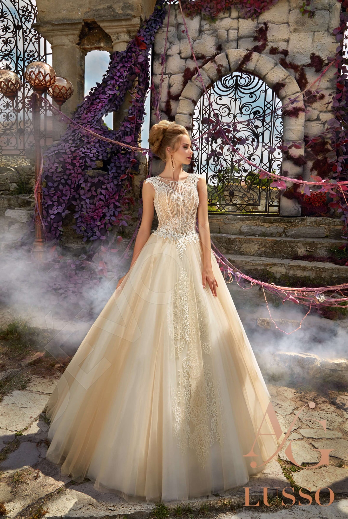 Arna Full back Princess/Ball Gown Short/ Cap sleeve Wedding Dress 7