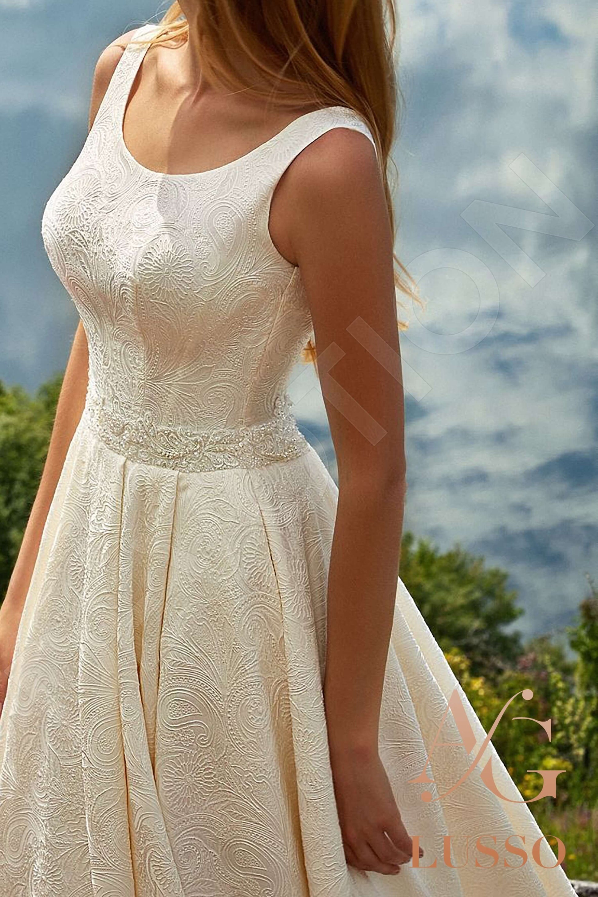 Simonella A-line Scoop Milk Cream Wedding dress