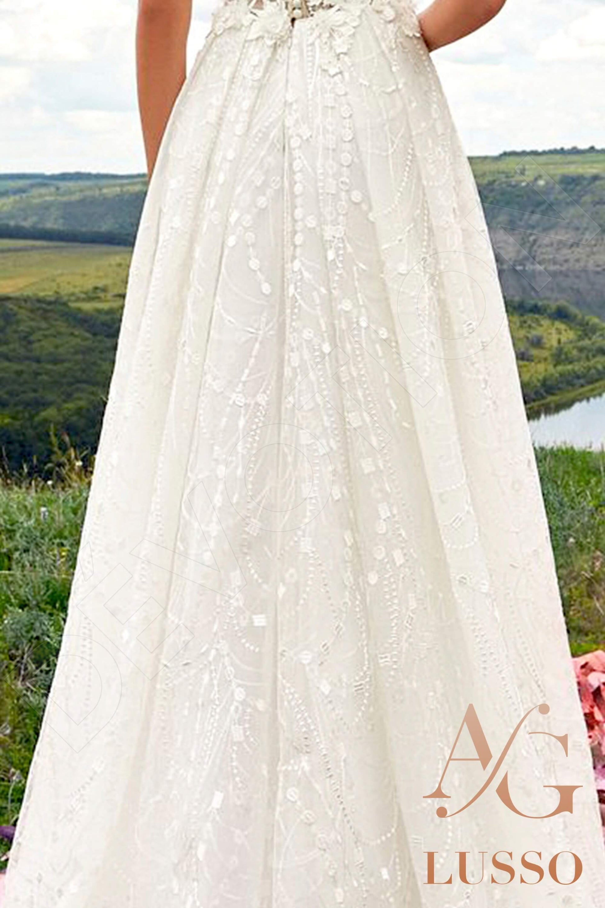 Marindina A-line V-neck Milk Wedding dress