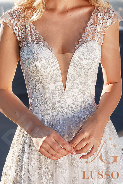Karma Open back A-line Short/ Cap sleeve Wedding Dress 9