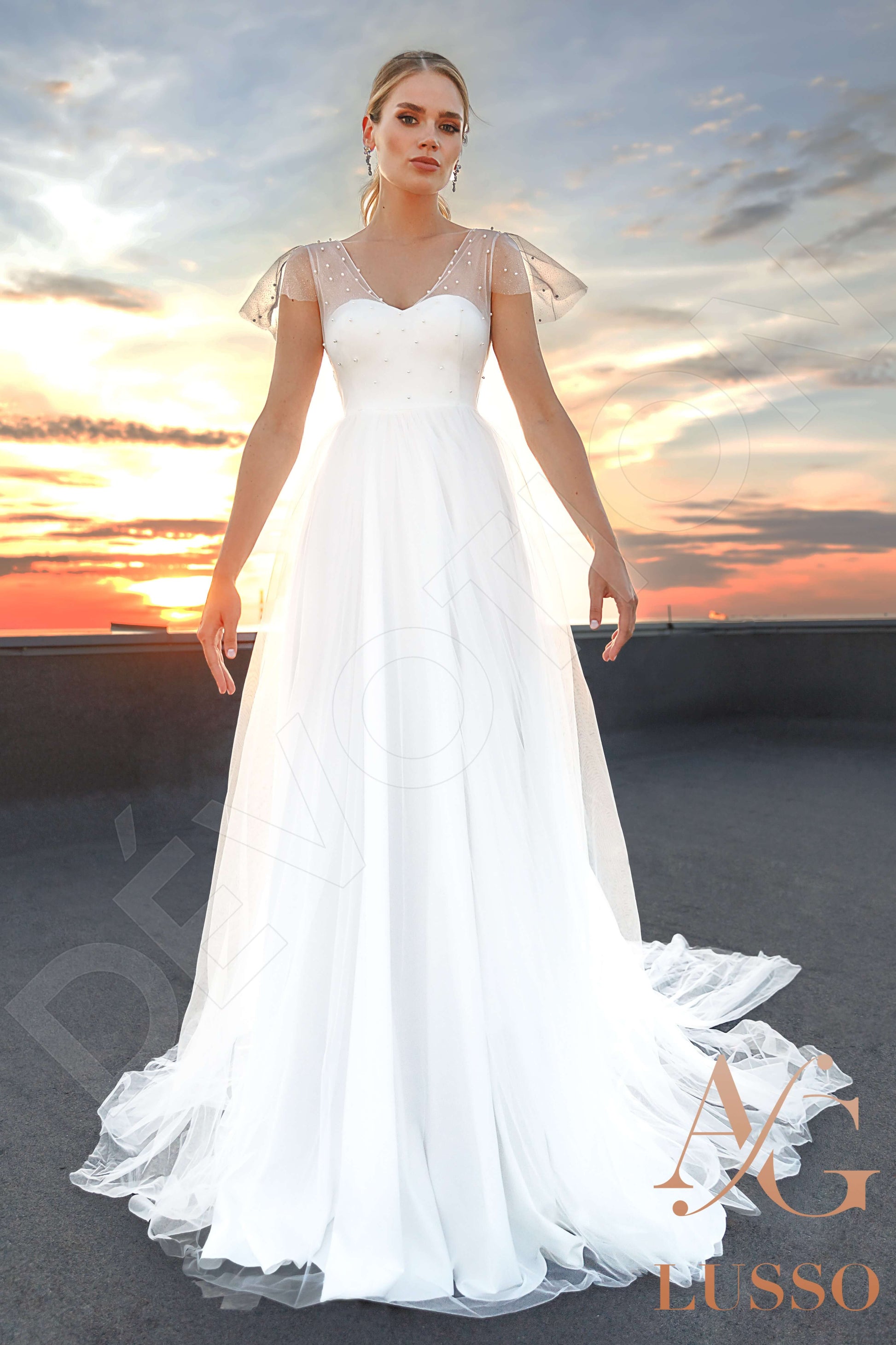 Stelly A-line V-neck Ivory Wedding dress