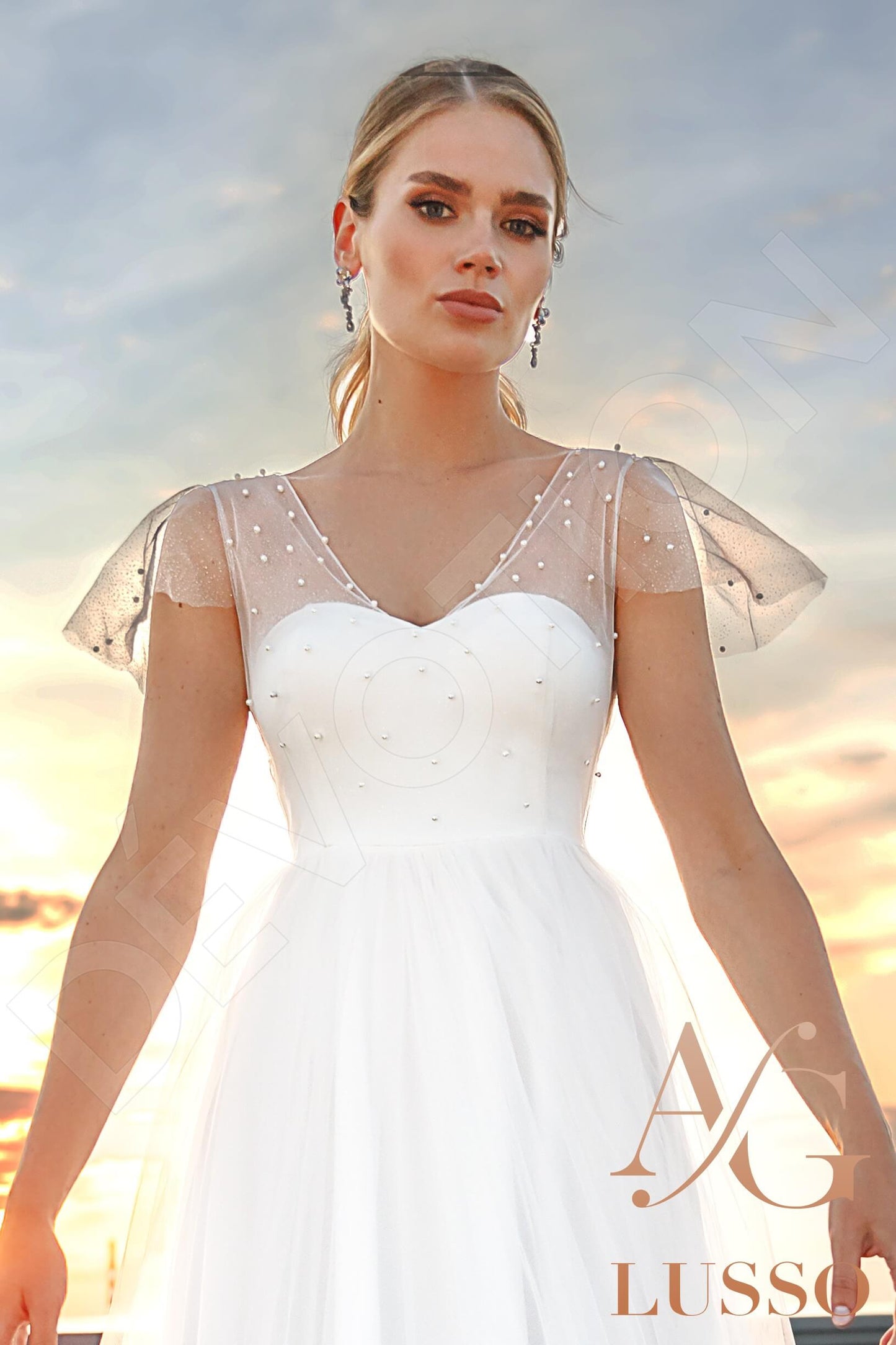 Stelly Open back A-line Short/ Cap sleeve Wedding Dress 3