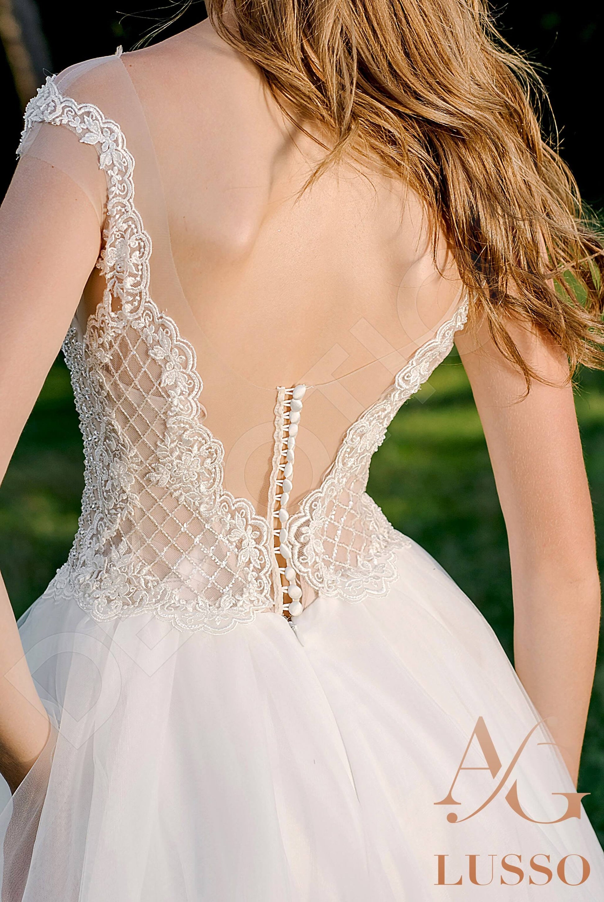Quanesia A-line Illusion Caramel Ivory Wedding dress