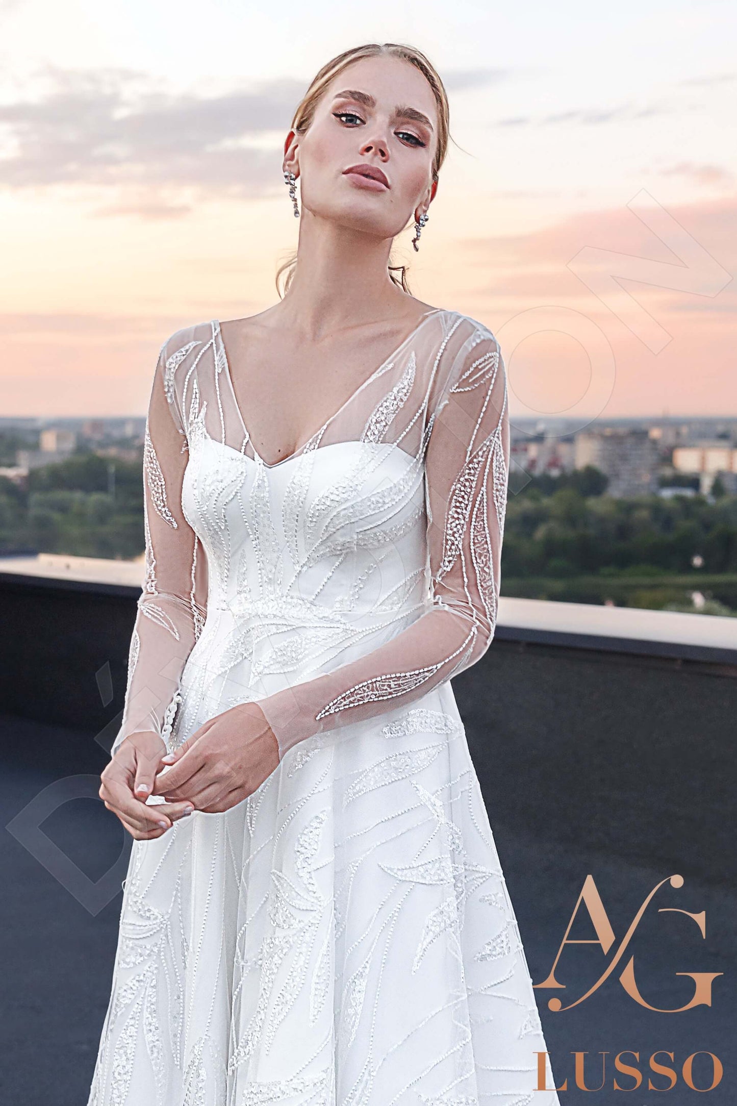 Theia Open back A-line Long sleeve Wedding Dress 6