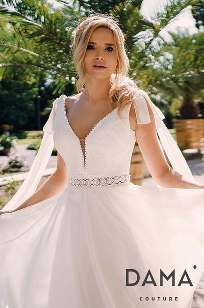 Olimpia Open back A-line Sleeveless Wedding Dress Front