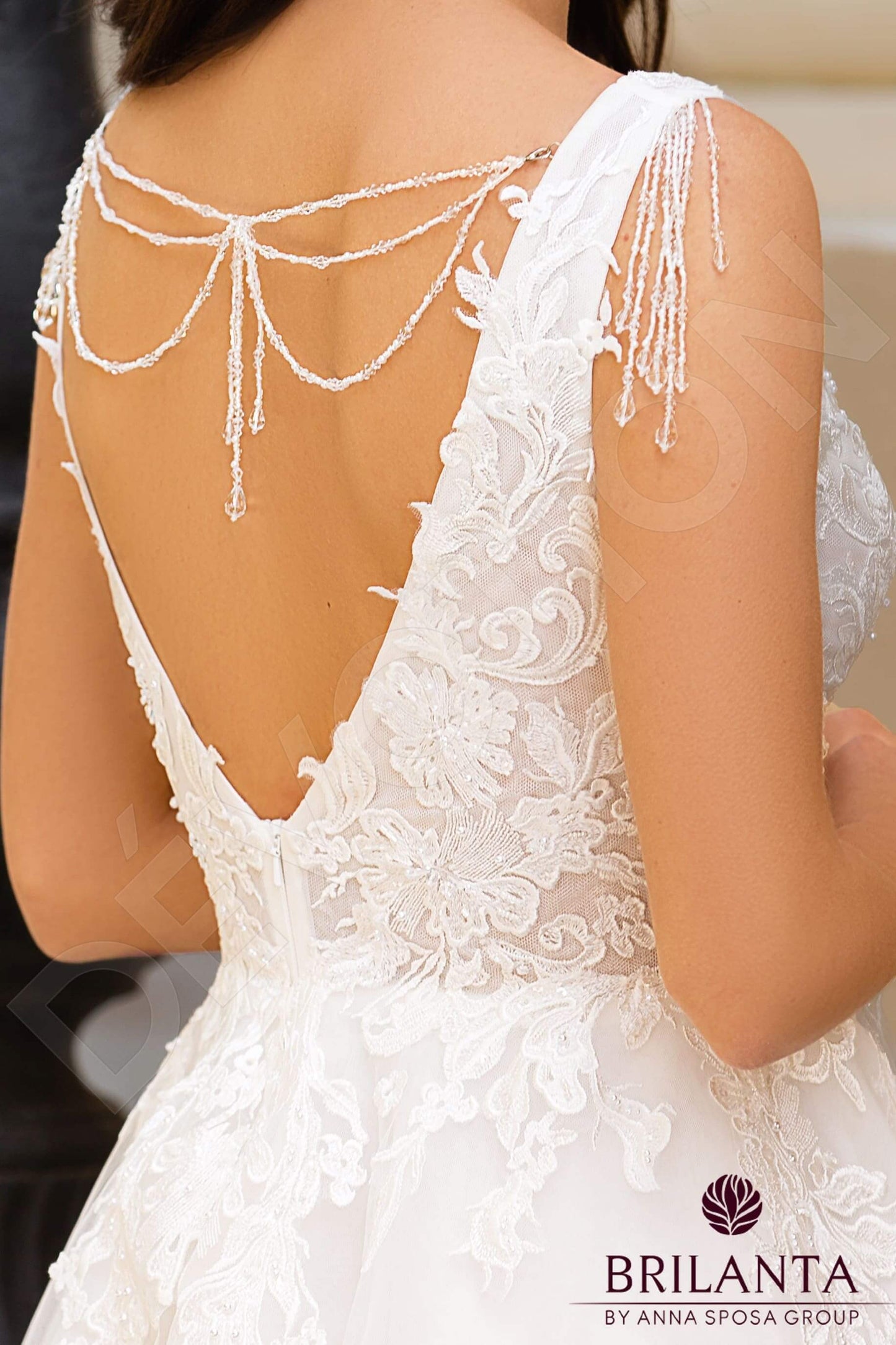 Ibris Open back A-line Sleeveless Wedding Dress 7