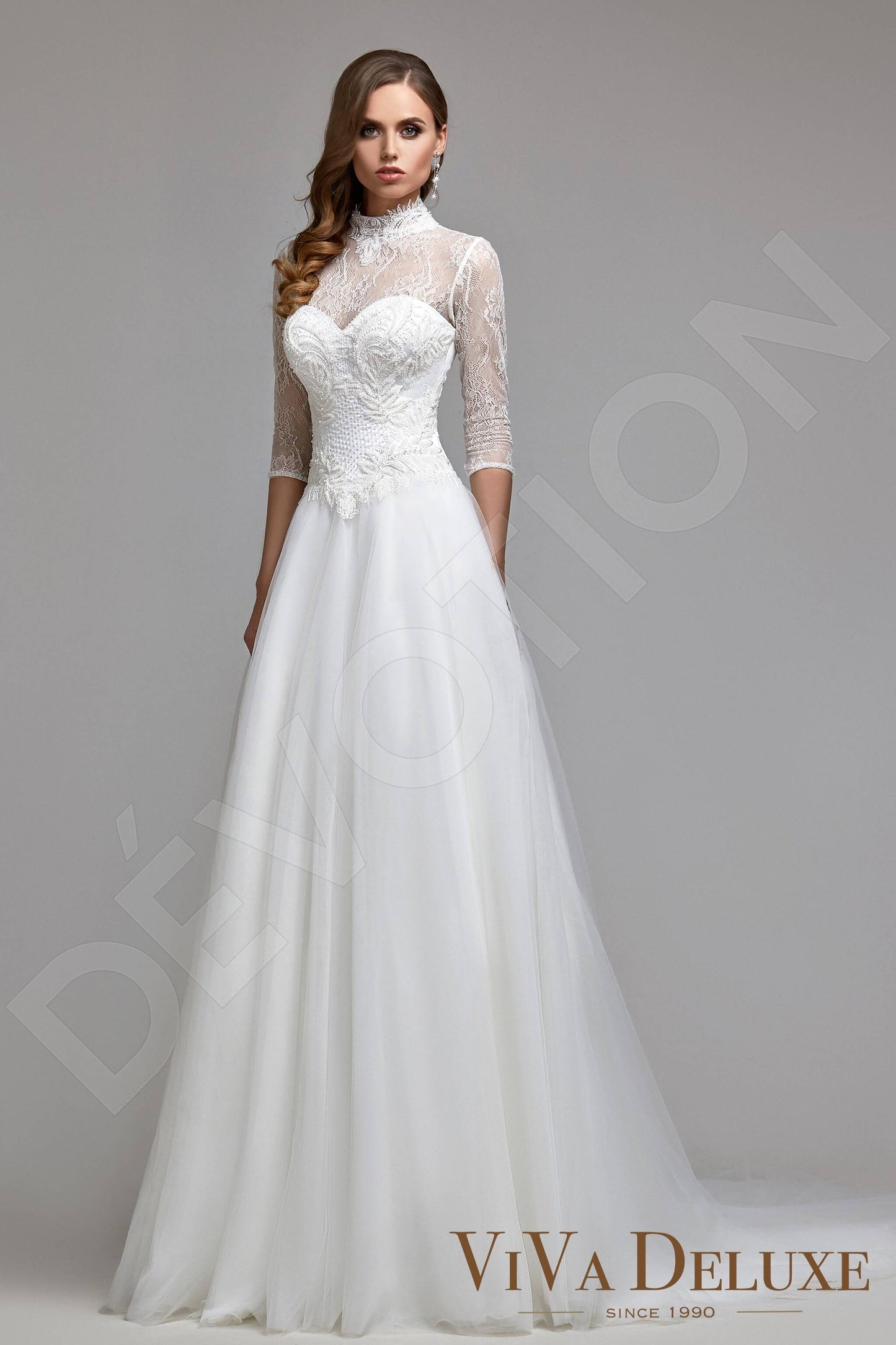 Vanesia Full back A-line 3/4 sleeve Wedding Dress Front