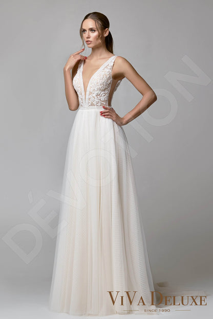 Selenita Open back A-line Sleeveless Wedding Dress Front