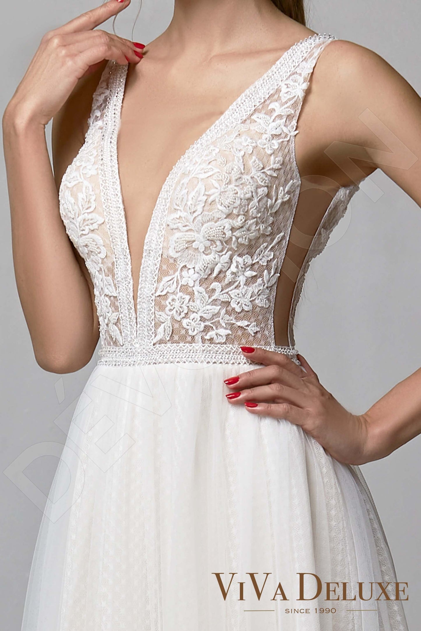 Selenita Open back A-line Sleeveless Wedding Dress 5