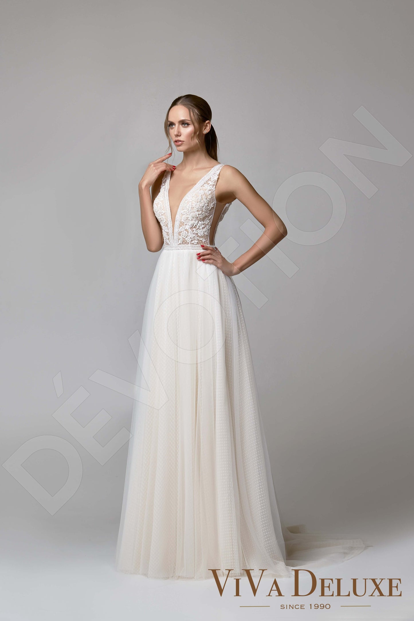 Selenita Open back A-line Sleeveless Wedding Dress 7