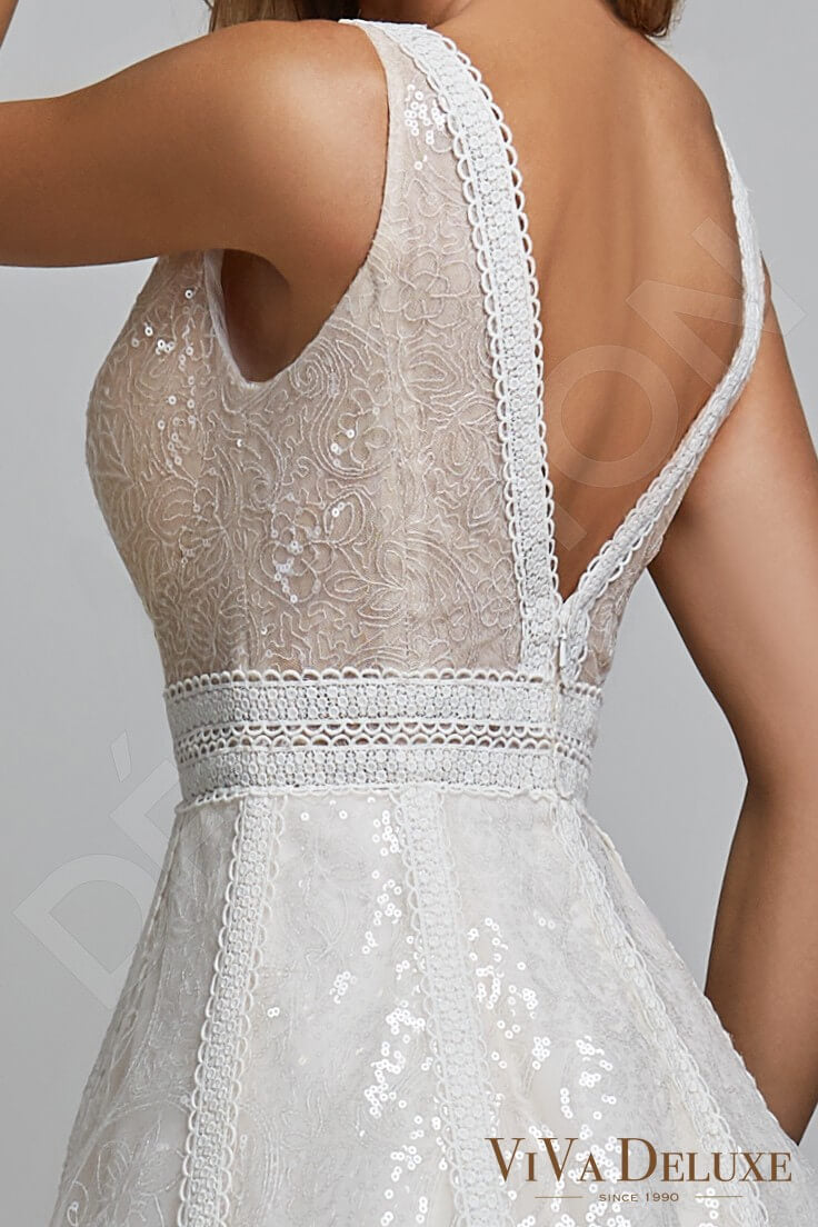 Nikoletina Open back A-line Sleeveless Wedding Dress 5