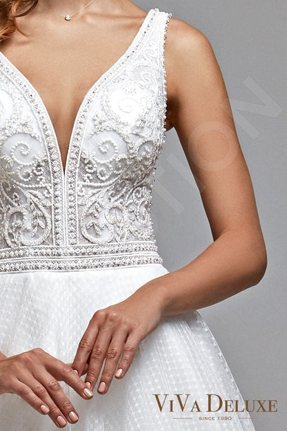 Leyna Open back A-line Sleeveless Wedding Dress 4