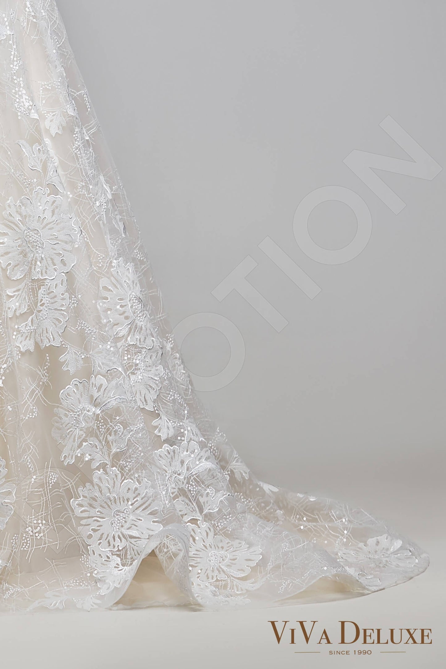 Lilo Open back A-line Sleeveless Wedding Dress 7