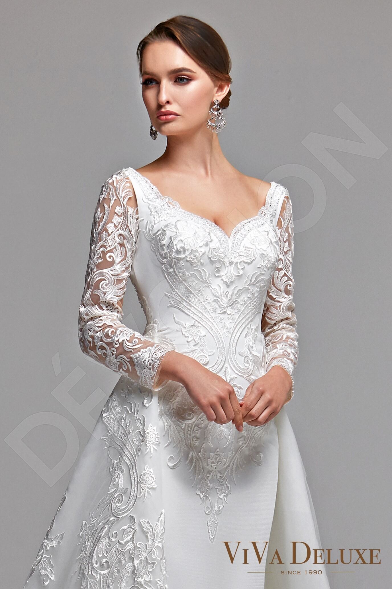 Maya A-line Sweetheart Ivory Wedding dress