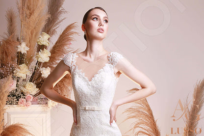 Dolinna Illusion back Trumpet/Mermaid Short/ Cap sleeve Wedding Dress 7