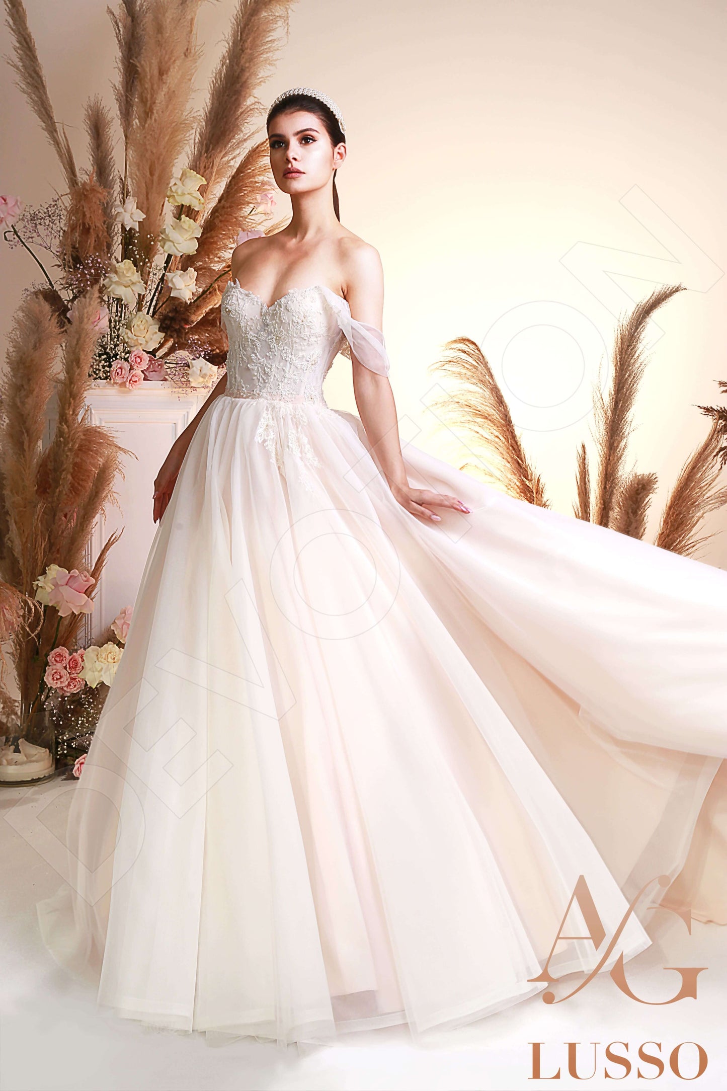 Elaria Open back A-line Sleeveless Wedding Dress 5