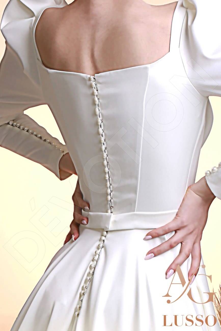 Madisyn A-line V-neck Lightivory Wedding dress