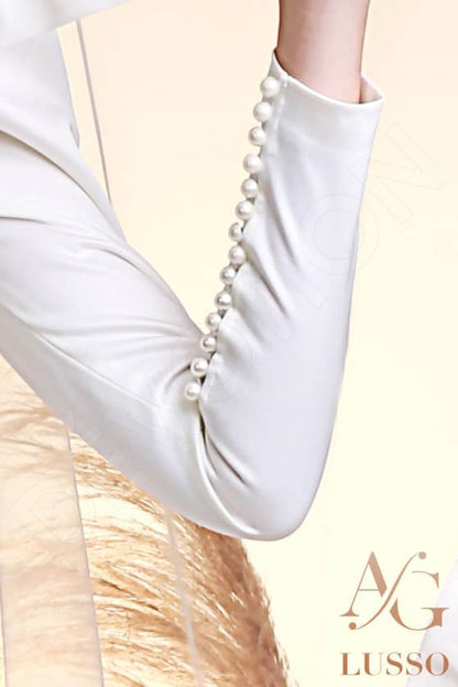 Madisyn Full back A-line Long sleeve Wedding Dress 8