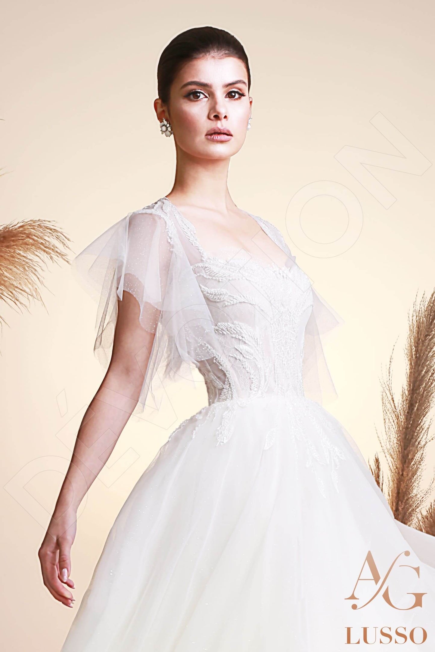 Marlowe Full back A-line Short/ Cap sleeve Wedding Dress 2