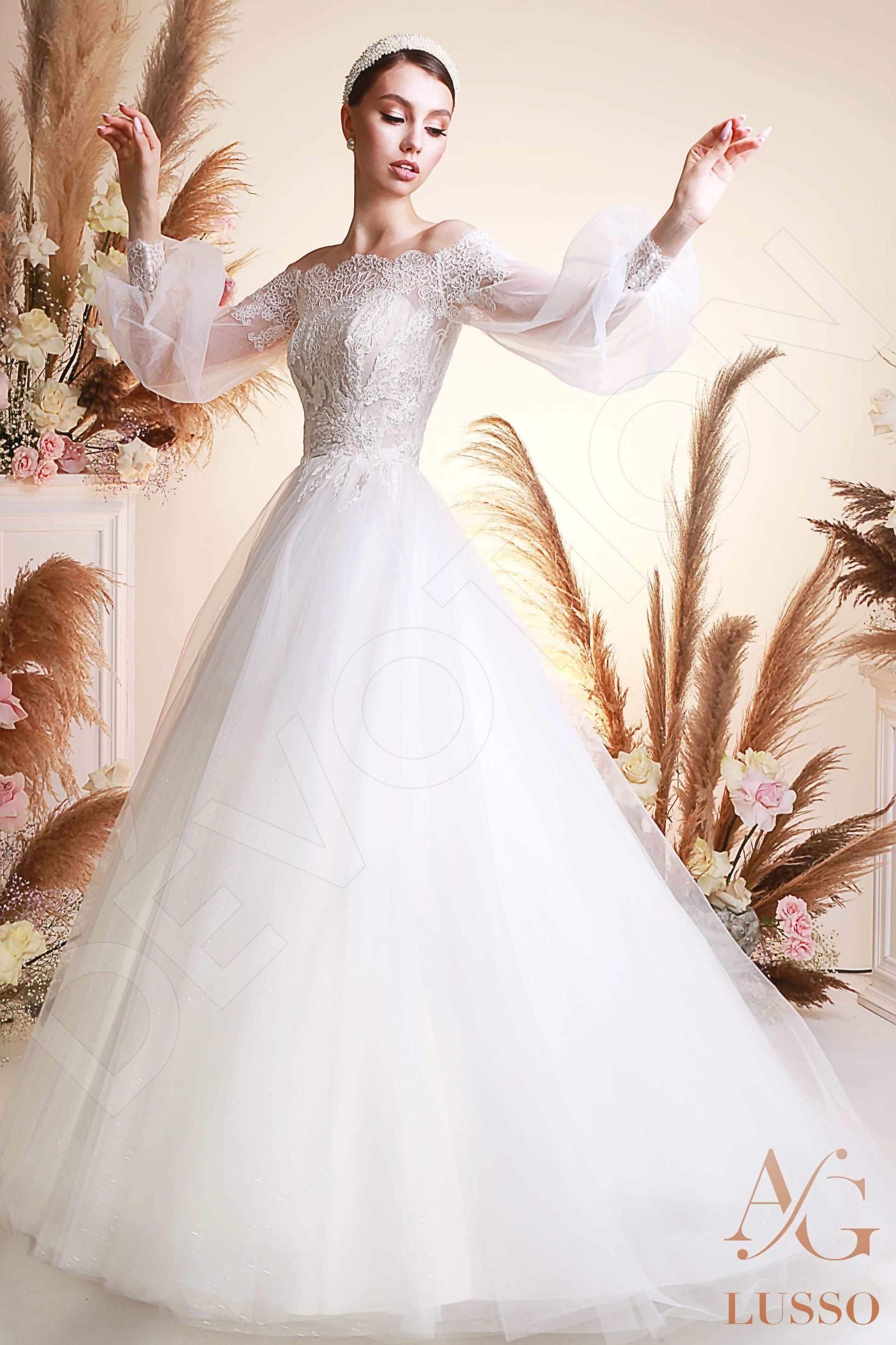 Molinia A-line Off-shoulder/Drop shoulders Ivory Wedding dress
